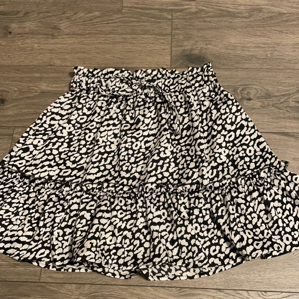 Shein Black and White Skirt